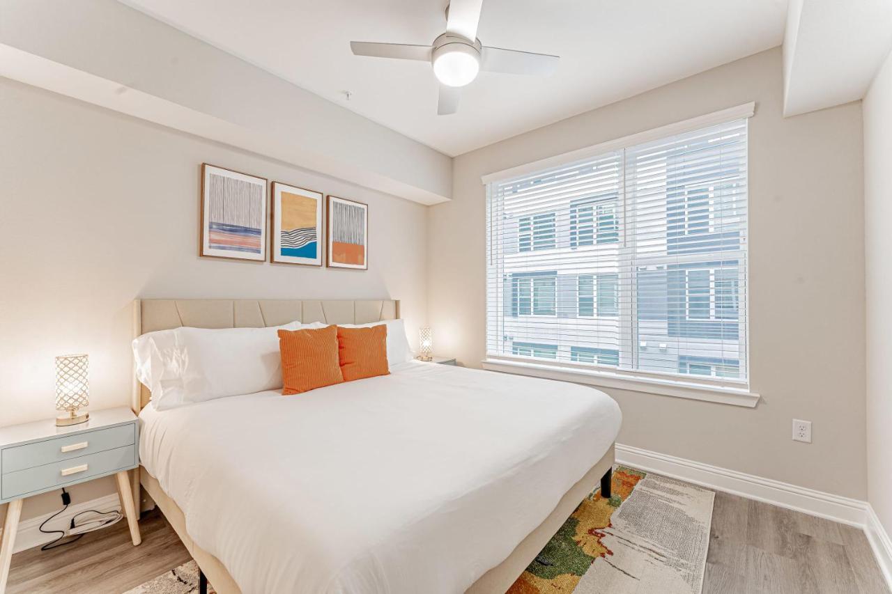 Upscale Modern Apts - Free Parking, Fast Wifi, Courtyard Leilighet Austin Eksteriør bilde