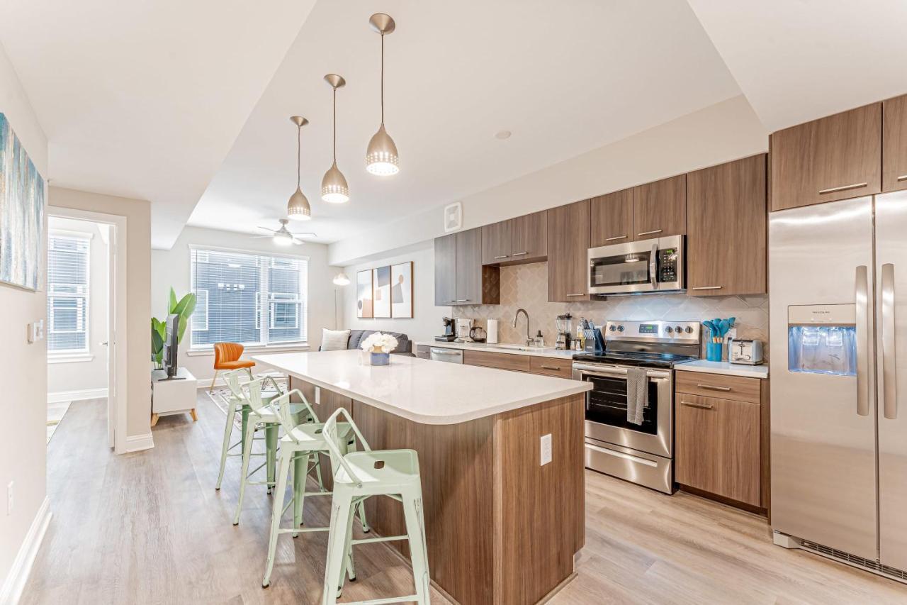 Upscale Modern Apts - Free Parking, Fast Wifi, Courtyard Leilighet Austin Eksteriør bilde