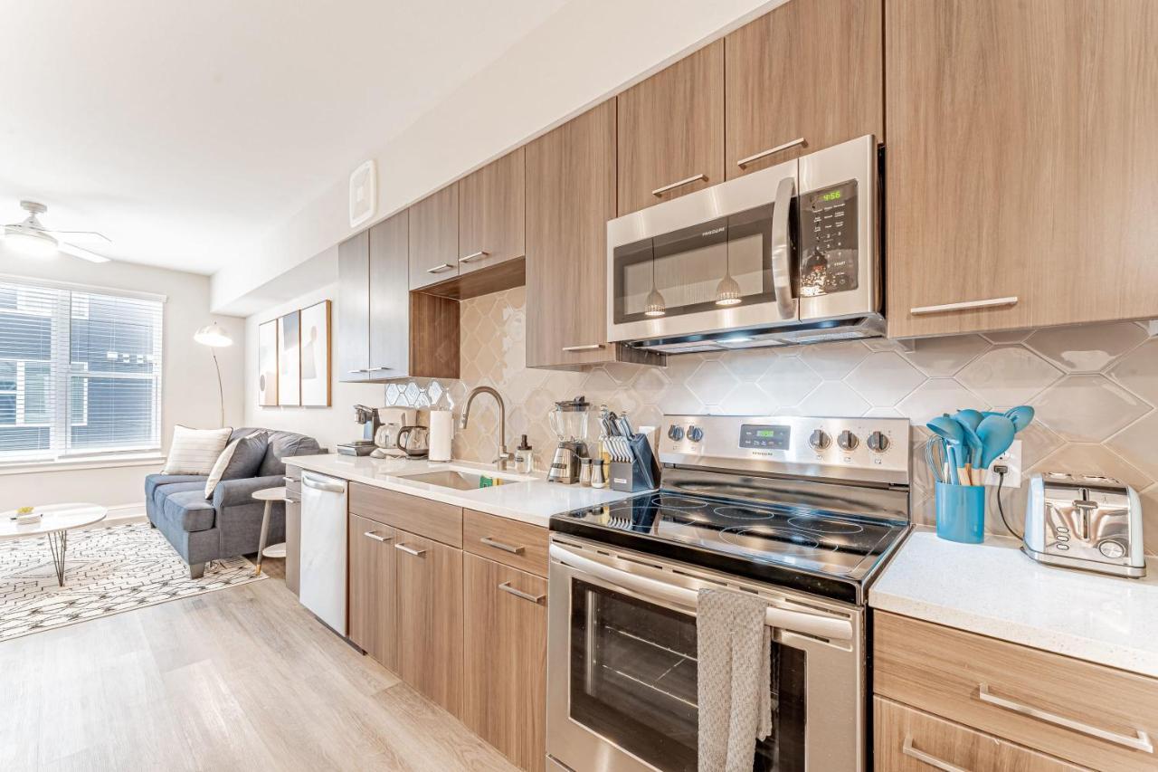 Upscale Modern Apts - Free Parking, Fast Wifi, Courtyard Leilighet Austin Eksteriør bilde
