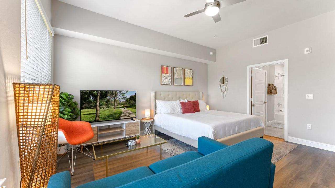 Upscale Modern Apts - Free Parking, Fast Wifi, Courtyard Leilighet Austin Eksteriør bilde