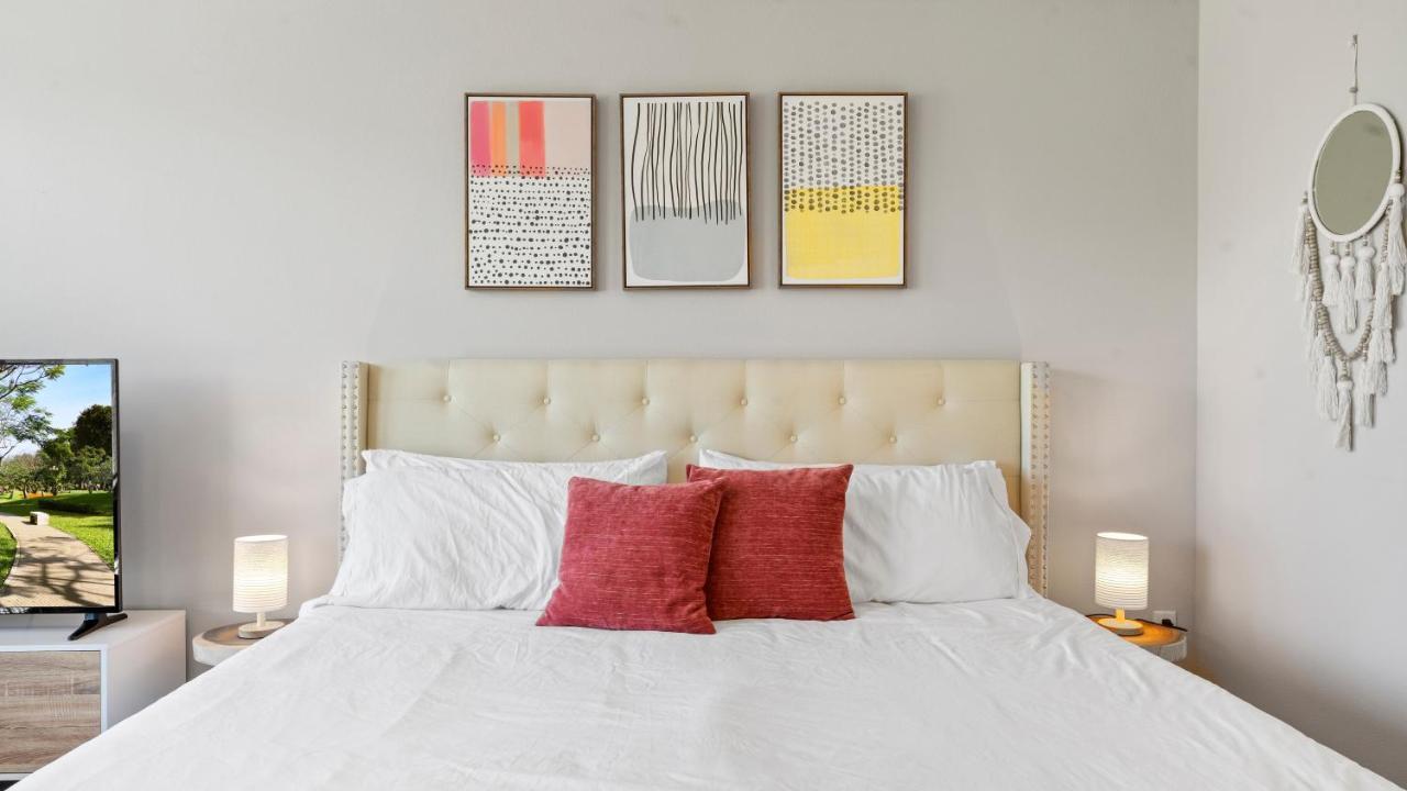 Upscale Modern Apts - Free Parking, Fast Wifi, Courtyard Leilighet Austin Eksteriør bilde